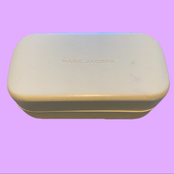 MARC JACOBS Neon Green Black Sunglasses with case - Picture 9 of 9